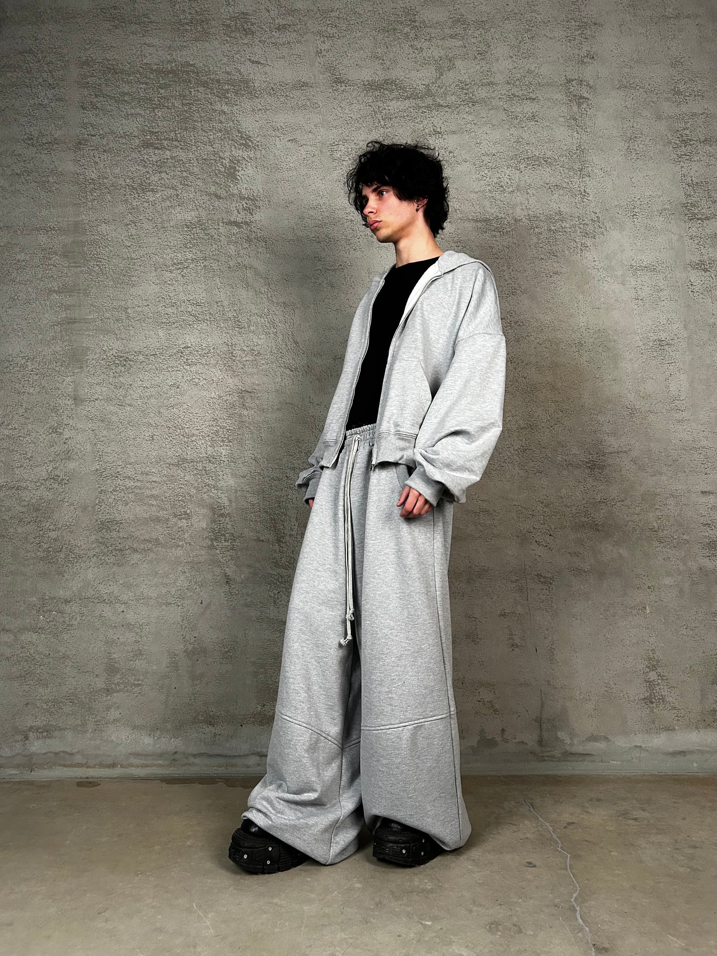 "Oversize Ash" Zip-Hoodie