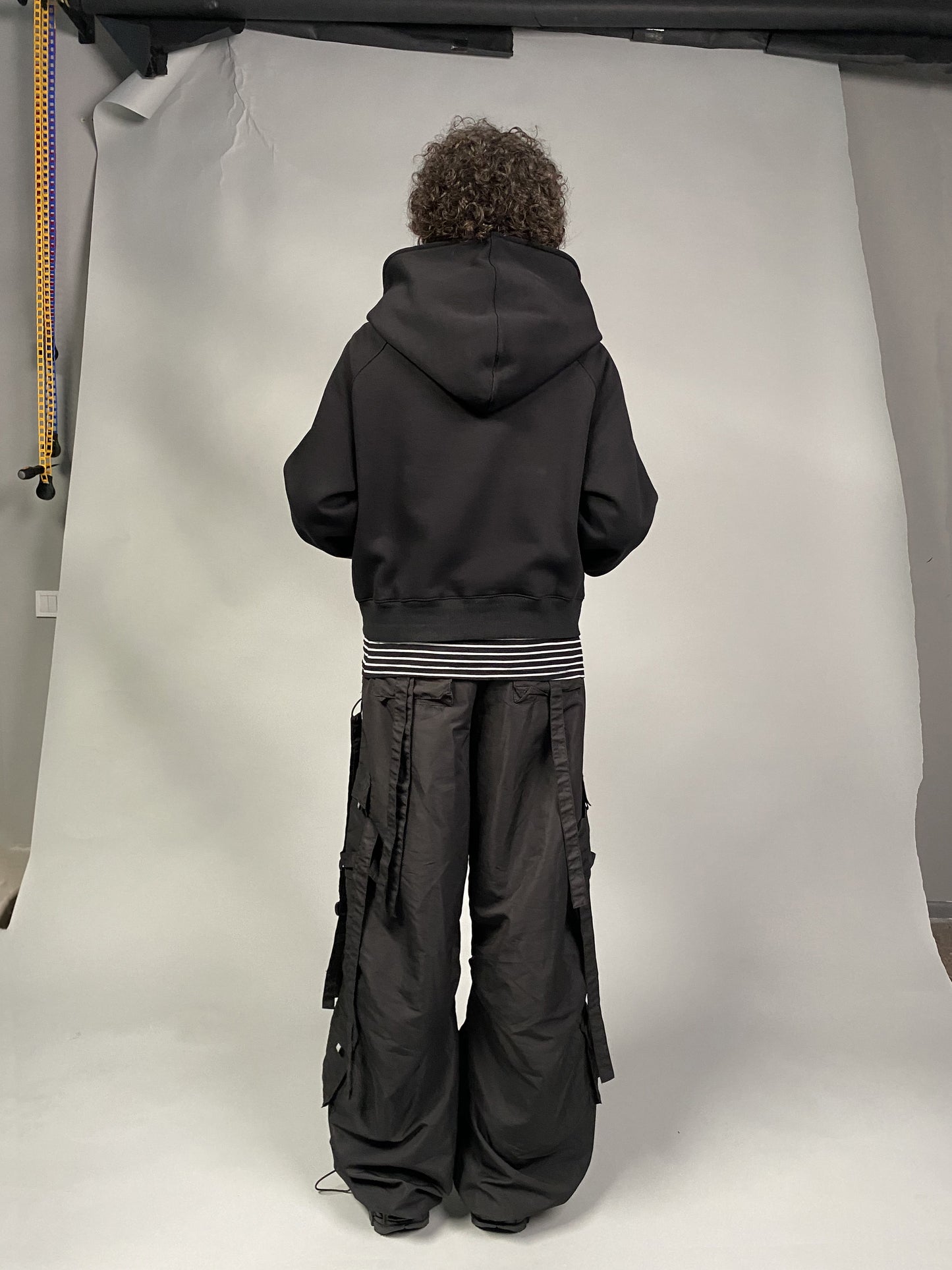 "NO LOGO" Hoodie