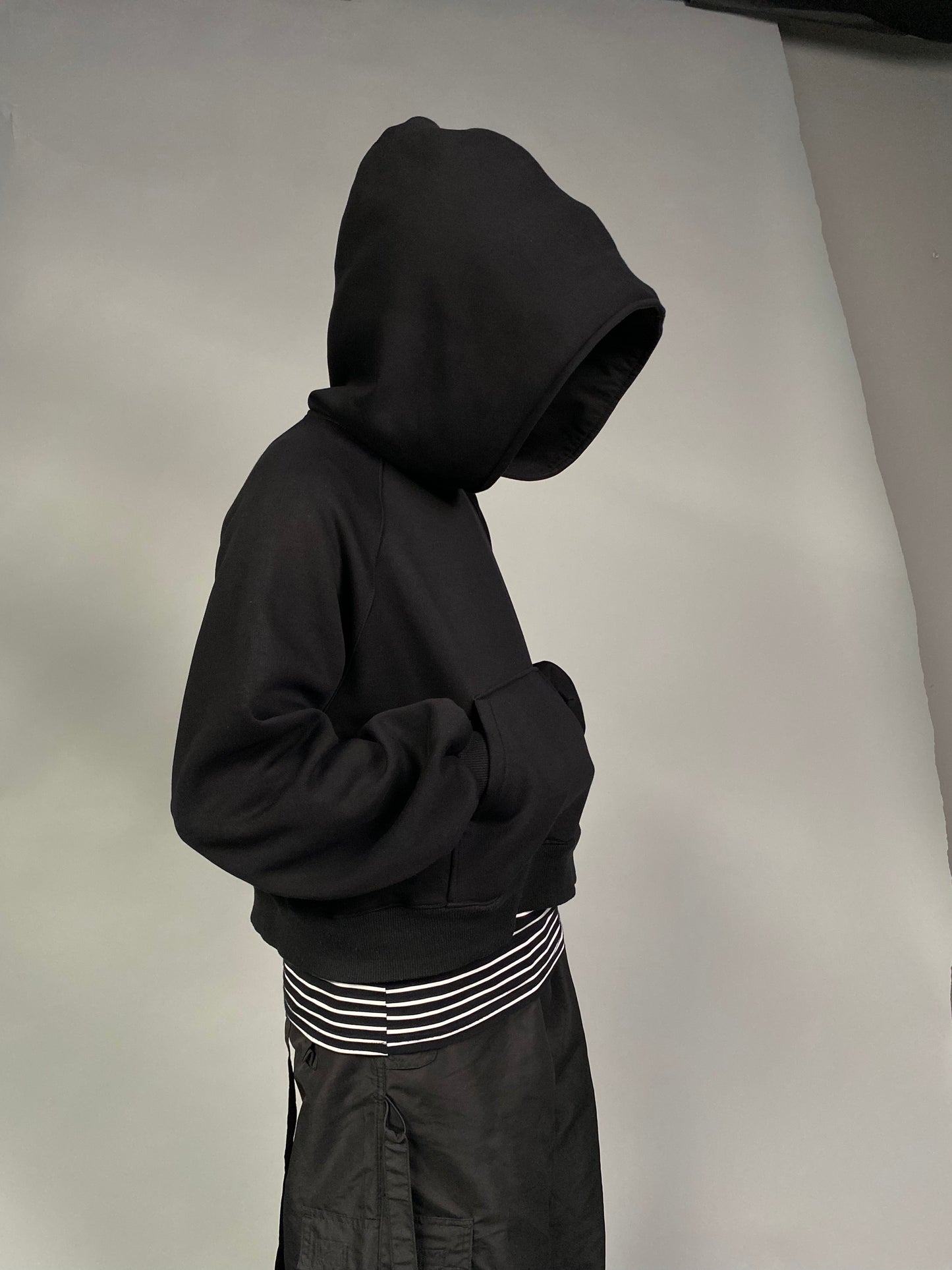 "NO LOGO" Hoodie