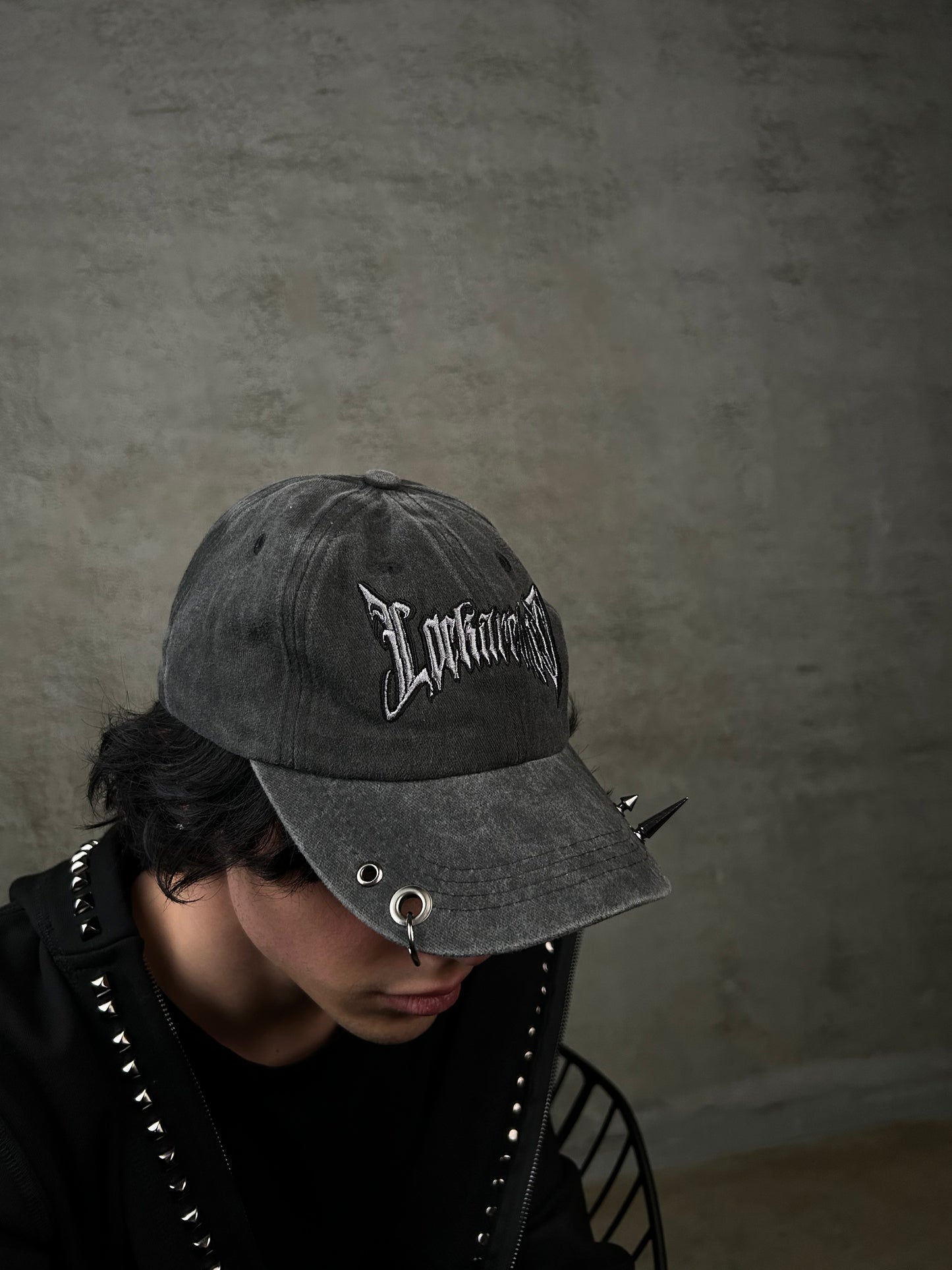 "BLACK SPIKE" Cap