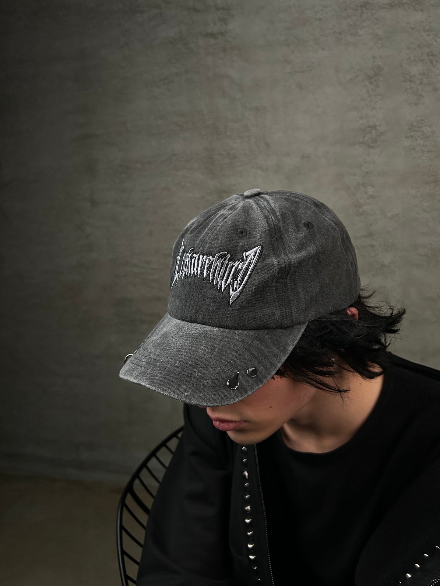 "BLACK SPIKE" Cap