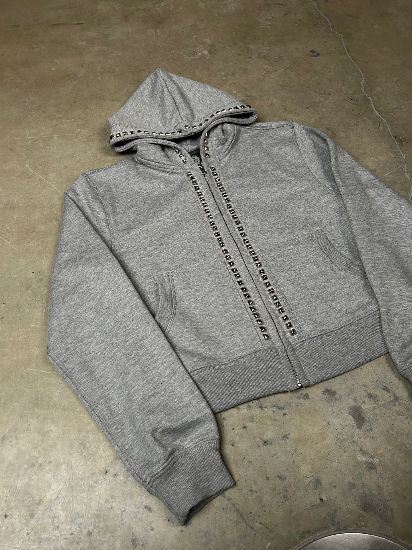 "Ash Spike" Zip-Hoodie