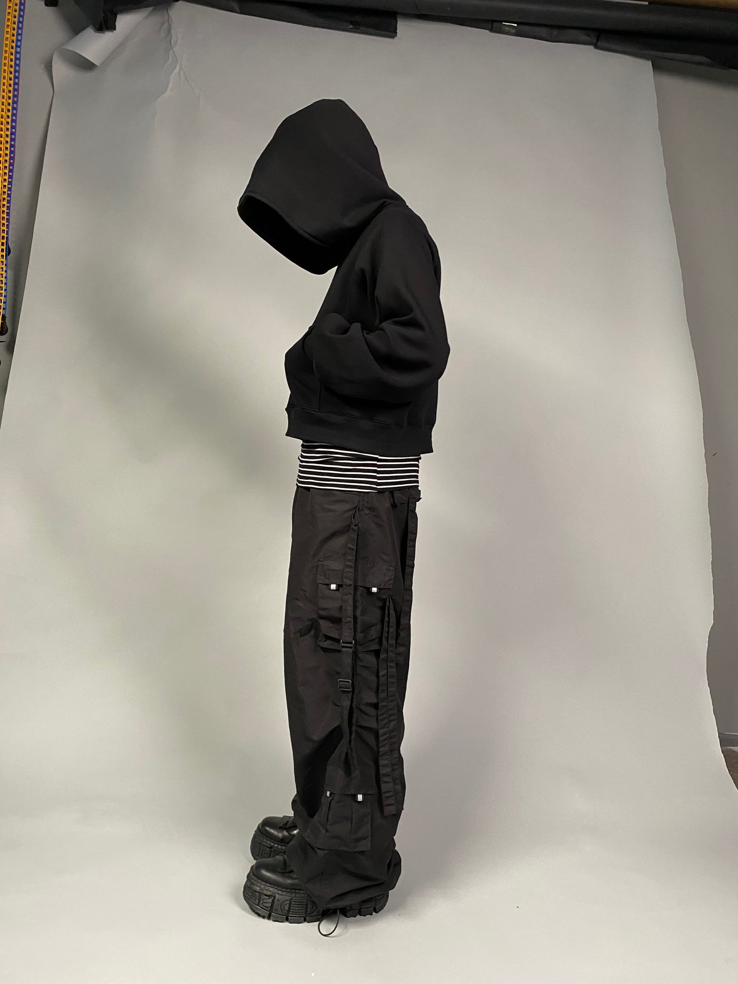 "NO LOGO" Hoodie