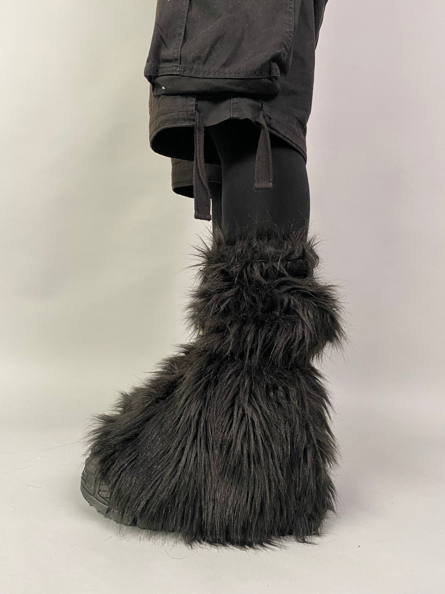 "SECOND HAND OVERLORD" Gaiters